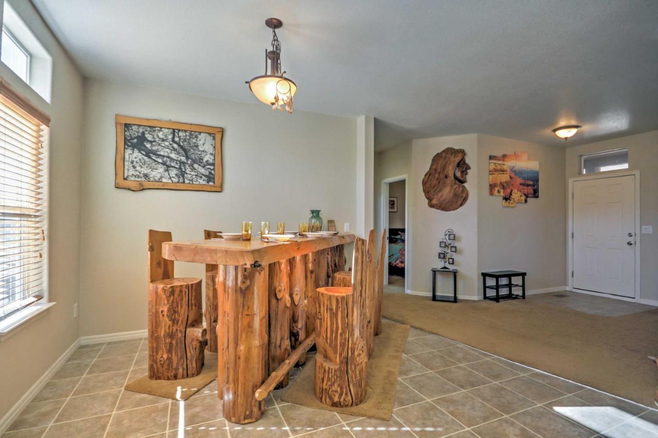 Beautiful Kanab Home With Yard - Walk To Restaurants エクステリア 写真