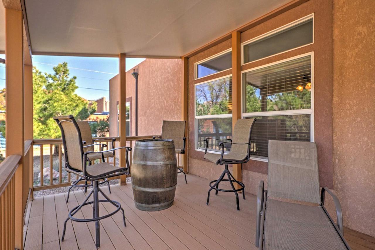 Beautiful Kanab Home With Yard - Walk To Restaurants エクステリア 写真